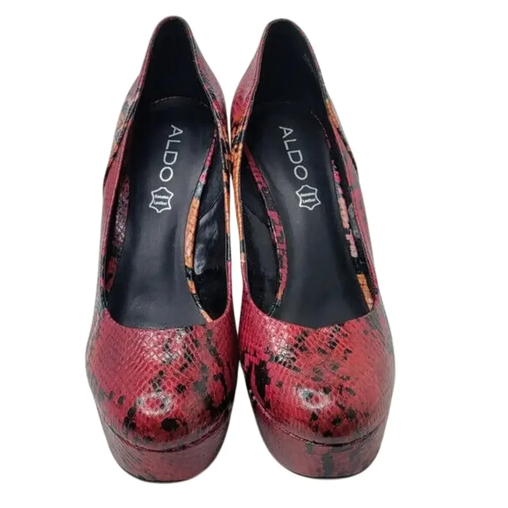 Vintage leather Red Snake Print Platforms sz9